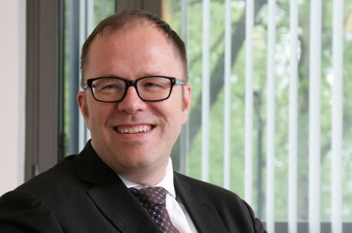 Accenture_Armin Scharlach (Quer-Format)