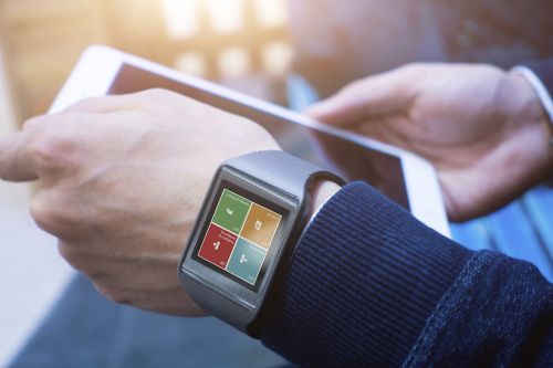 6 E+P FA SES Einsatz von Smart Watch und Tablet